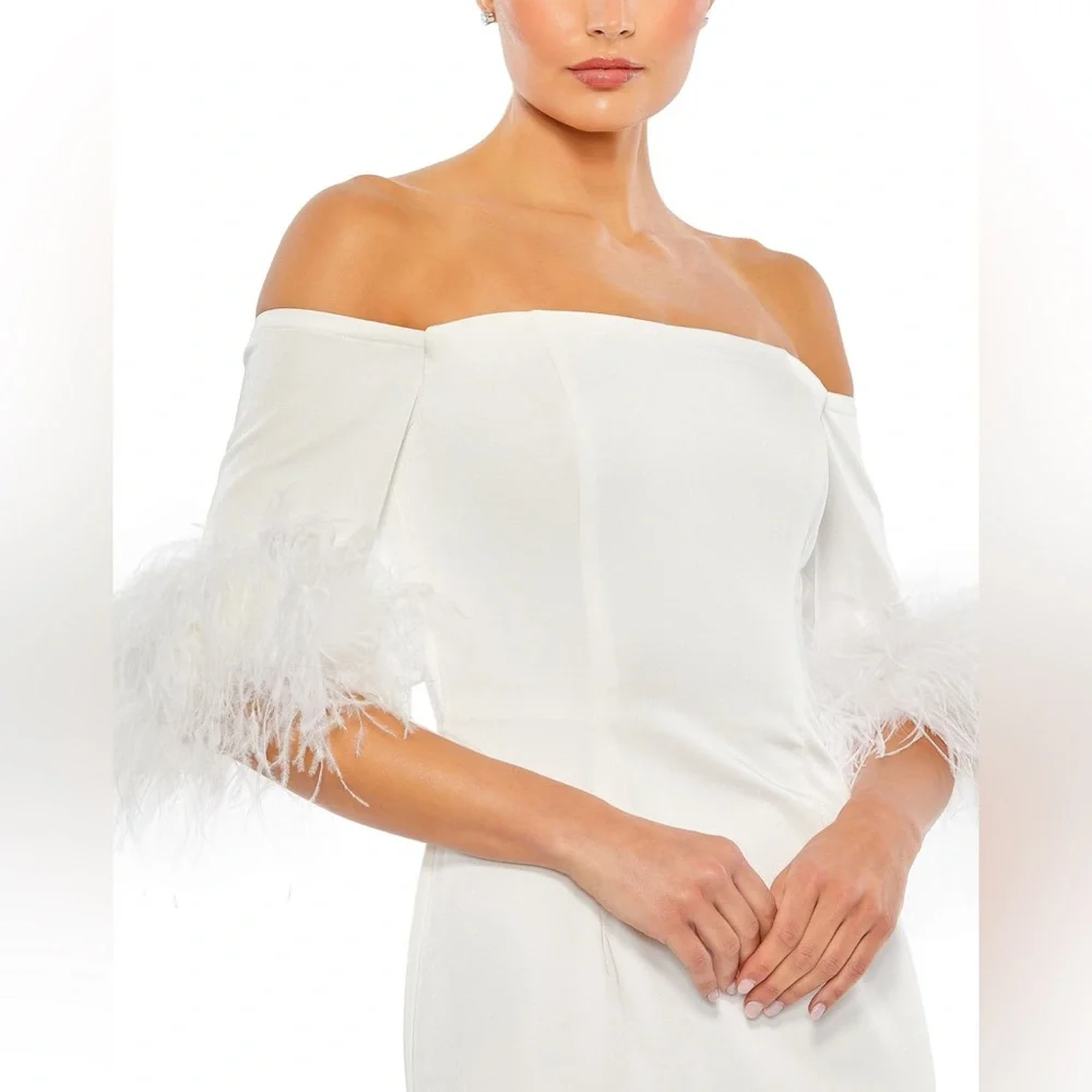 leena Mac Duggal Off Shoulder Feather Trim Column Gown 8 White 11441 Bridal‎